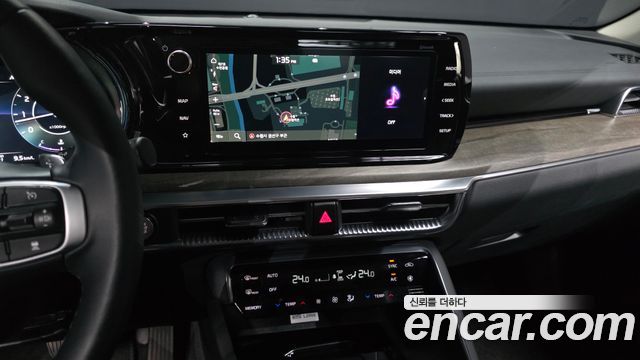 Kia K5 (III) 2.0 Noblesse 2023 — фото 14