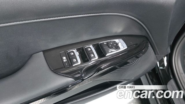 Kia K5 (III) 2.0 Noblesse 2023 — фото 30