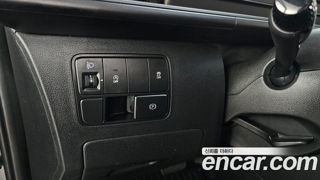 Hyundai Staria Cargo 3-Seater Smart 2025 — фото 16
