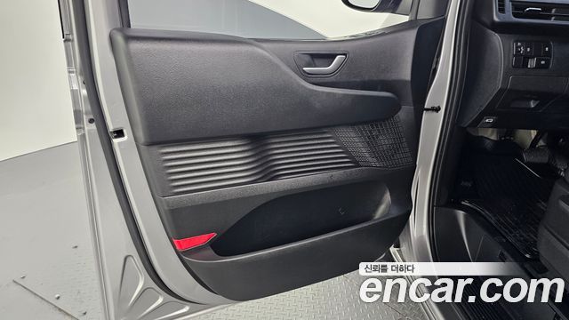 Hyundai Staria Cargo 3-Seater Smart 2025 — фото 24