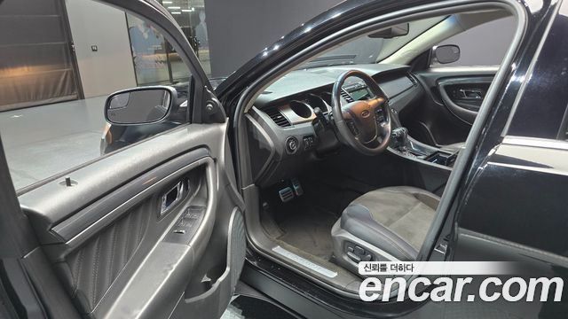 Ford Taurus 3.5 SHO EcoBoost 6th 2012 — фото 10