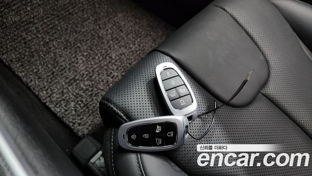 Hyundai Santa Fe Diesel 2.2 2WD Prestige 2022 — фото 16