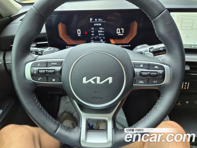 Kia K5 (III) 2.0 Prestige 2025 — фото 16