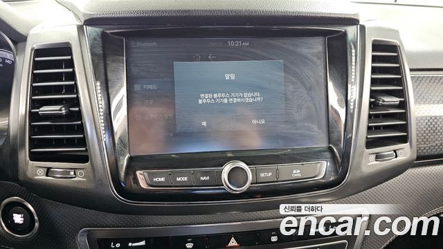 KG Mobility (SsangYong) Rexton Sports Khan Diesel 2.2 2WD Prestige 2021 — фото 28