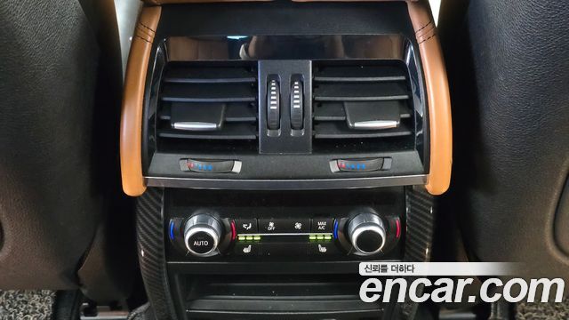 BMW X6 (F16) M50d 2015 — фото 18
