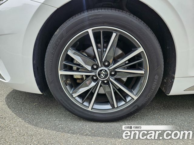 Hyundai Grandeur (IG) 2.5 Le Blanc 2023 — фото 5