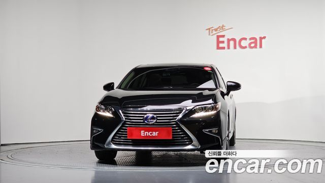 Lexus ES300h Supreme+ XV60 2018 — фото 3