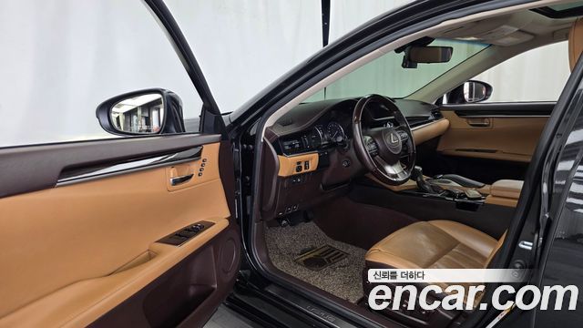 Lexus ES300h Supreme+ XV60 2018 — фото 10