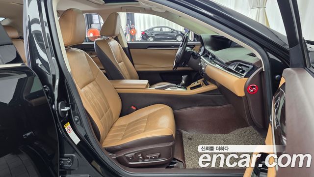 Lexus ES300h Supreme+ XV60 2018 — фото 11