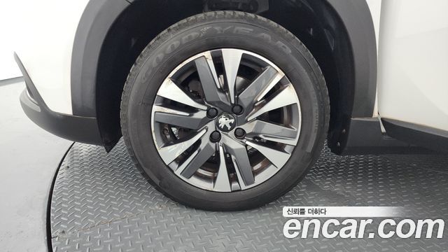 Peugeot 2008 1.5 BlueHDi Allure 2019 — фото 5