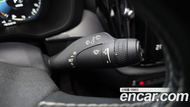 Volvo XC60 (II) T8 R-Design 2021 — фото 27