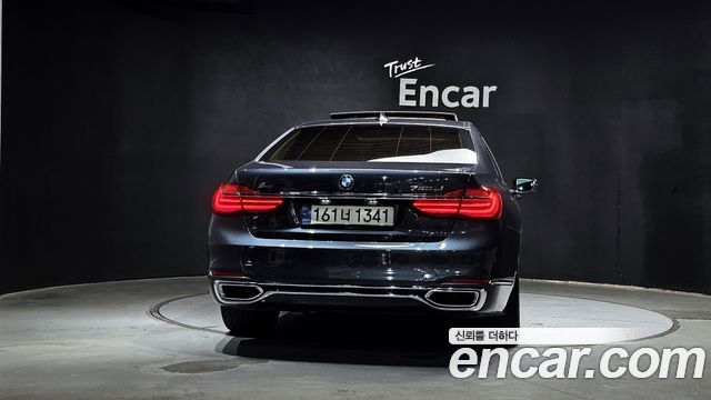 BMW 7 Series (G11) 750Li xDrive Premium 2016 — фото 4
