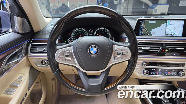 BMW 7 Series (G11) 750Li xDrive Premium 2016 — фото 13