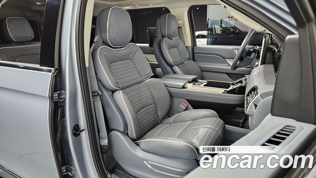 Lincoln Navigator (IV) 3.5L Black Label 2019 — фото 11