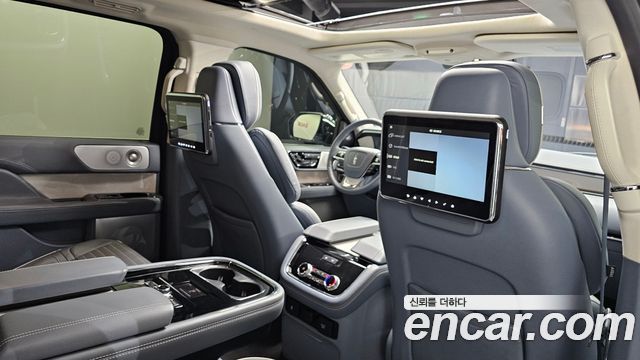 Lincoln Navigator (IV) 3.5L Black Label 2019 — фото 12