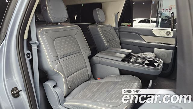 Lincoln Navigator (IV) 3.5L Black Label 2019 — фото 26
