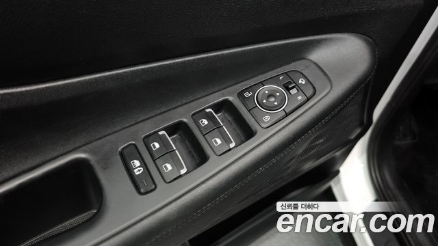 Hyundai Santa Fe Diesel 2.2 4WD Exclusive 2023 — фото 28