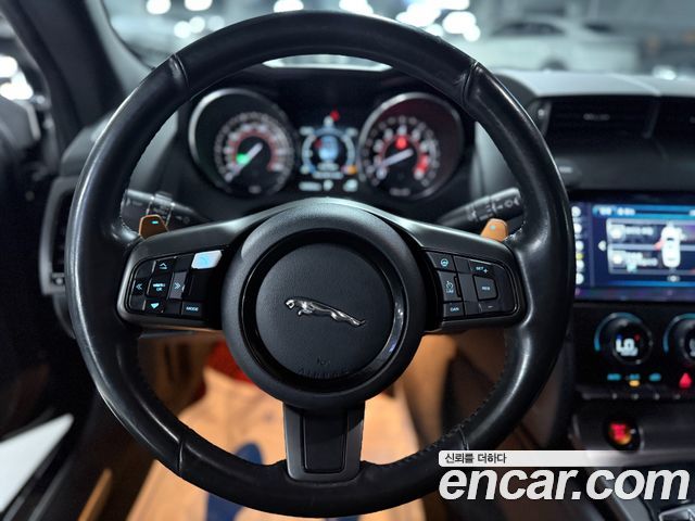 Jaguar F-TYPE 3.0 S Convertible X152 2016 — фото 10