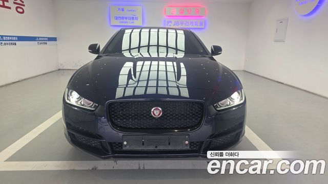 Jaguar XE 20d Perstige AWD