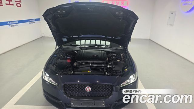 Jaguar XE 20d Perstige AWD 2017 — фото 24