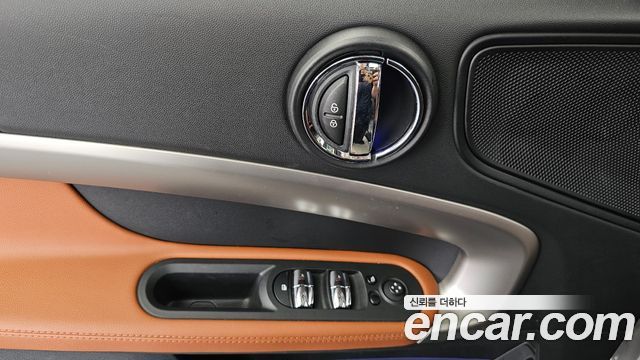 MINI Cooper S Countryman ALL4 Classic 2nd 2024 — фото 29