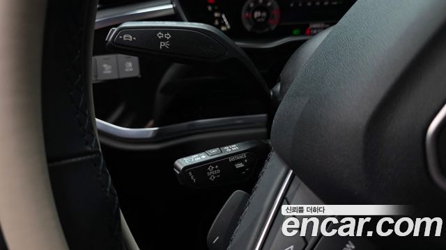 Audi Q3 (F3) 35 TDI Quattro Premium 2023 — фото 19