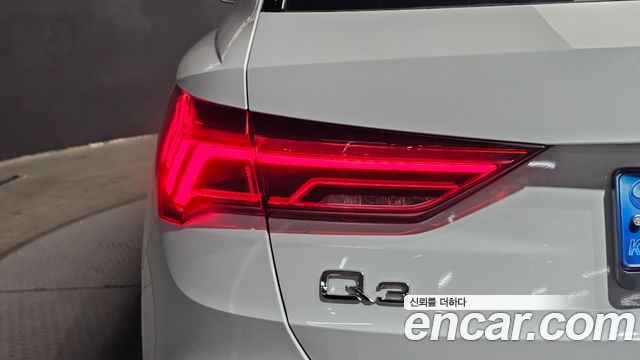 Audi Q3 (F3) 35 TDI Quattro Premium 2023 — фото 23