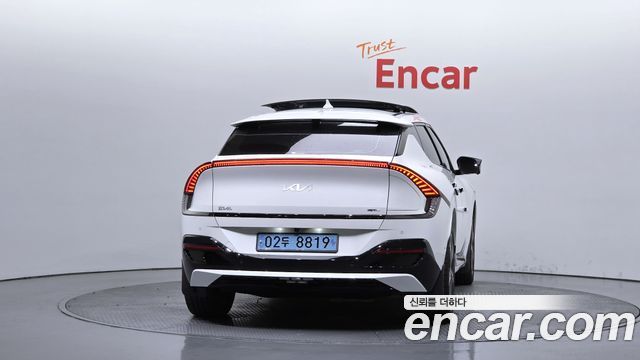 Kia EV6 Long Range 4WD GT Line 2022 — фото 4