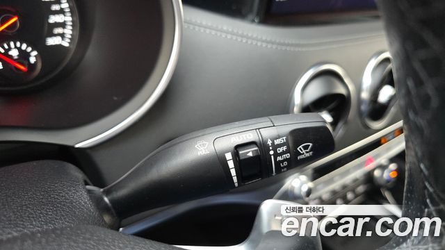 Kia Stinger Meister 3.3 GT AWD 2023 — фото 17