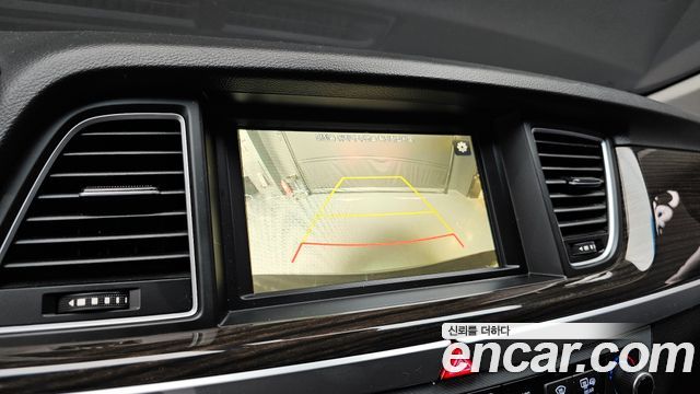 Genesis G80 3.3 GDI AWD Luxury 2017 — фото 15