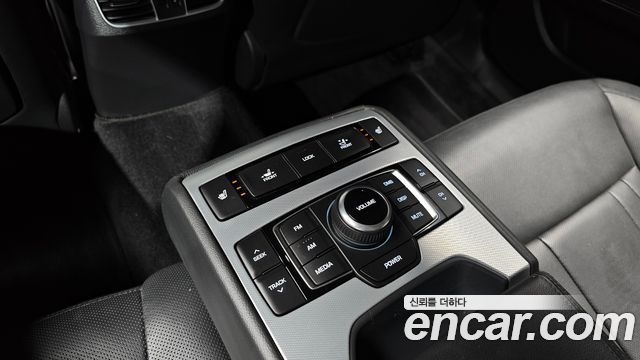 Genesis G80 3.3 GDI AWD Luxury 2017 — фото 19