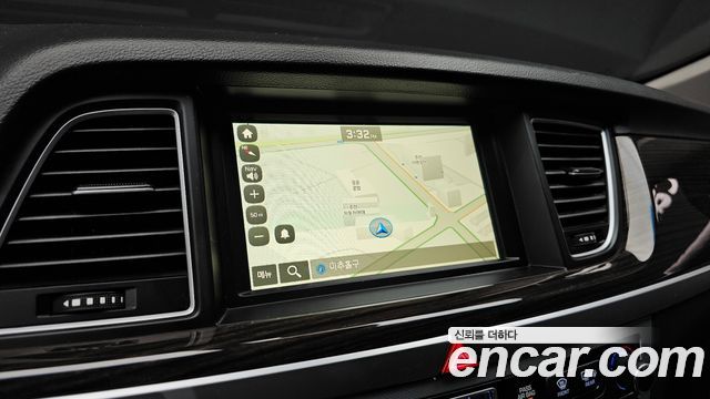 Genesis G80 3.3 GDI AWD Luxury 2017 — фото 27