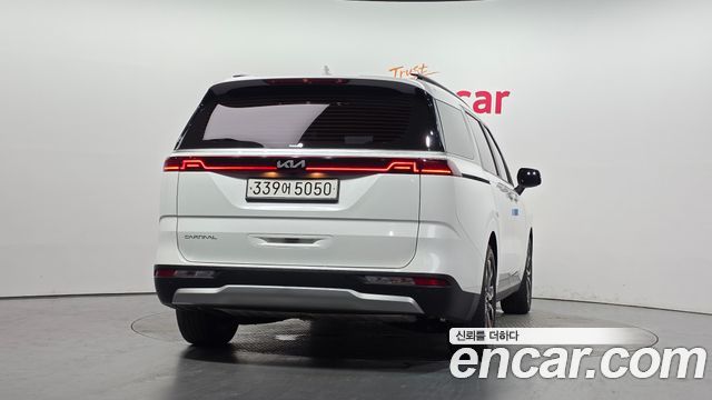 Kia Carnival (IV) Gasoline 9-Seater Prestige 2023 — фото 4