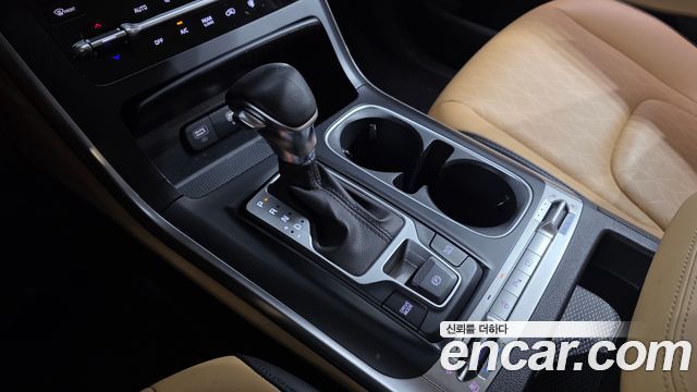 Kia Carnival (IV) Gasoline 9-Seater Prestige 2023 — фото 9