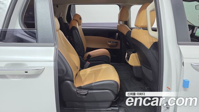Kia Carnival (IV) Gasoline 9-Seater Prestige 2023 — фото 11