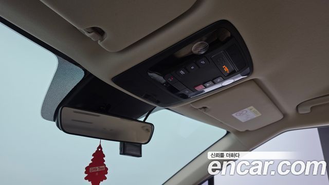 Kia Carnival (IV) Gasoline 9-Seater Prestige 2023 — фото 17