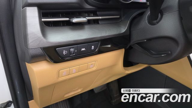 Kia Carnival (IV) Gasoline 9-Seater Prestige 2023 — фото 18