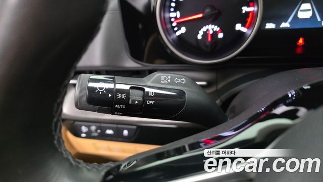 Kia Carnival (IV) Gasoline 9-Seater Prestige 2023 — фото 20