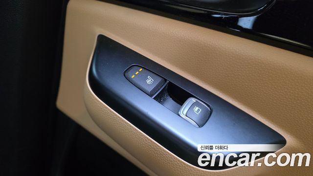 Kia Carnival (IV) Gasoline 9-Seater Prestige 2023 — фото 27