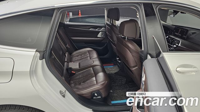 BMW 6 Series GT (G32) 630i xDrive Luxury 2022 — фото 11
