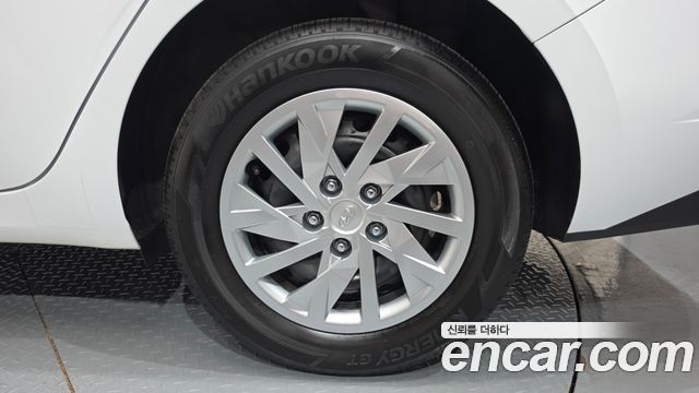 Hyundai Avante (CN7) 1.6 Smart 2021 — фото 21