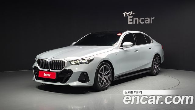 BMW 5 Series (G60) 520i M Sport 2024 — фото 1