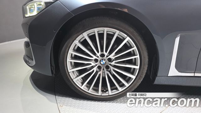 BMW 7 Series (G11) 740Li xDrive Design Pure Excellence 2020 — фото 5