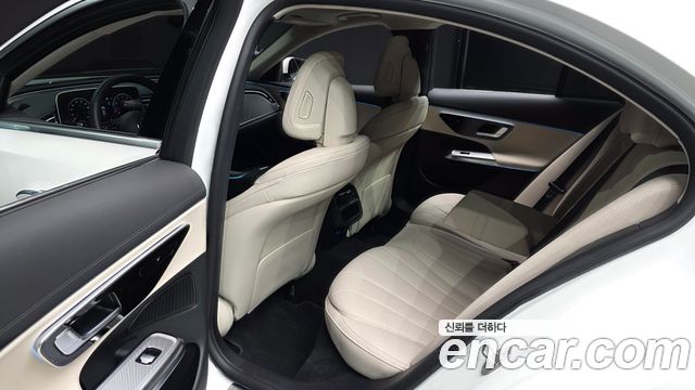 Mercedes-Benz E-Class (W214) E200 Avantgarde 2025 — фото 12