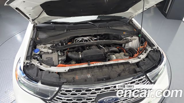 Ford Explorer (VI) 3.0 PHEV 2021 — фото 6