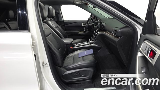 Ford Explorer (VI) 3.0 PHEV 2021 — фото 11