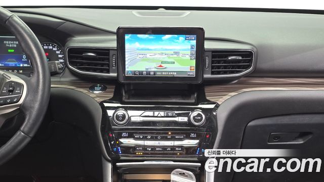 Ford Explorer (VI) 3.0 PHEV 2021 — фото 14