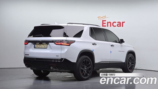 Chevrolet Traverse 3.6 AWD Redline 2021 — фото 2