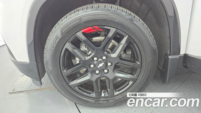 Chevrolet Traverse 3.6 AWD Redline 2021 — фото 5