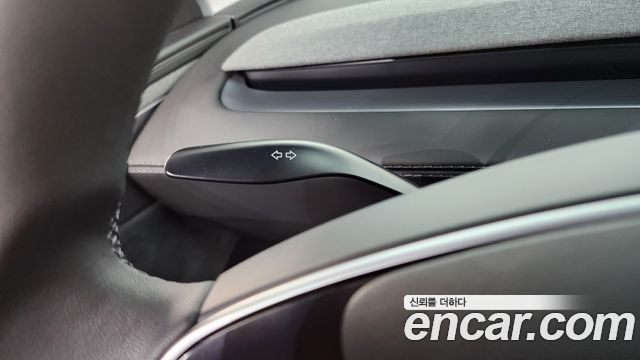 Tesla Model Y Long Range AWD 2025 — фото 26